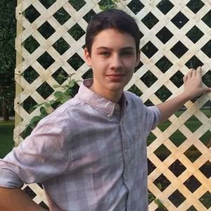 Meet your Posher, Isaac